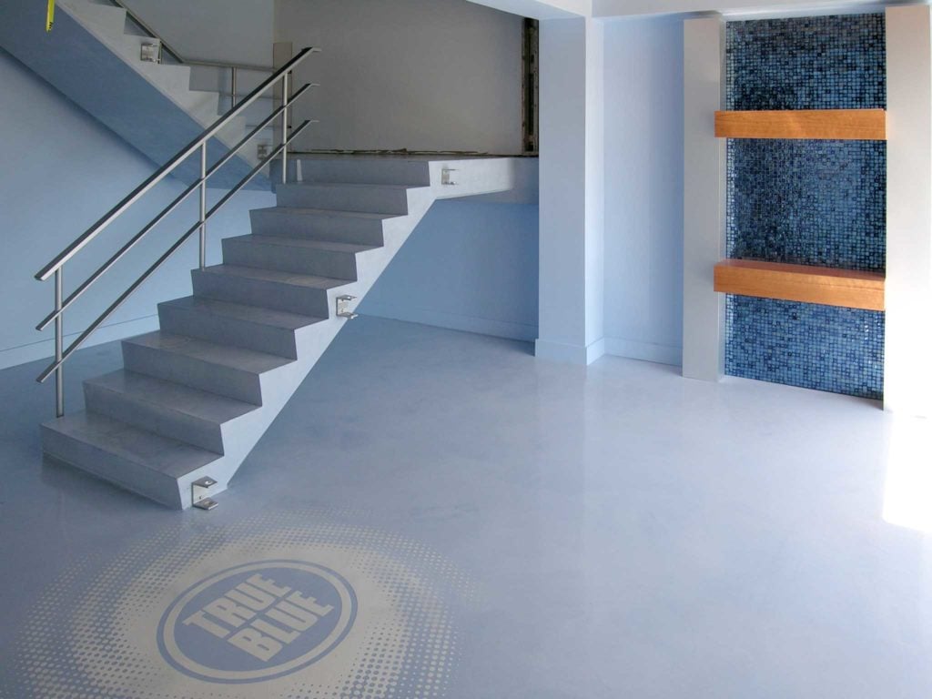 Tru Blue, Concrete microttopping floor